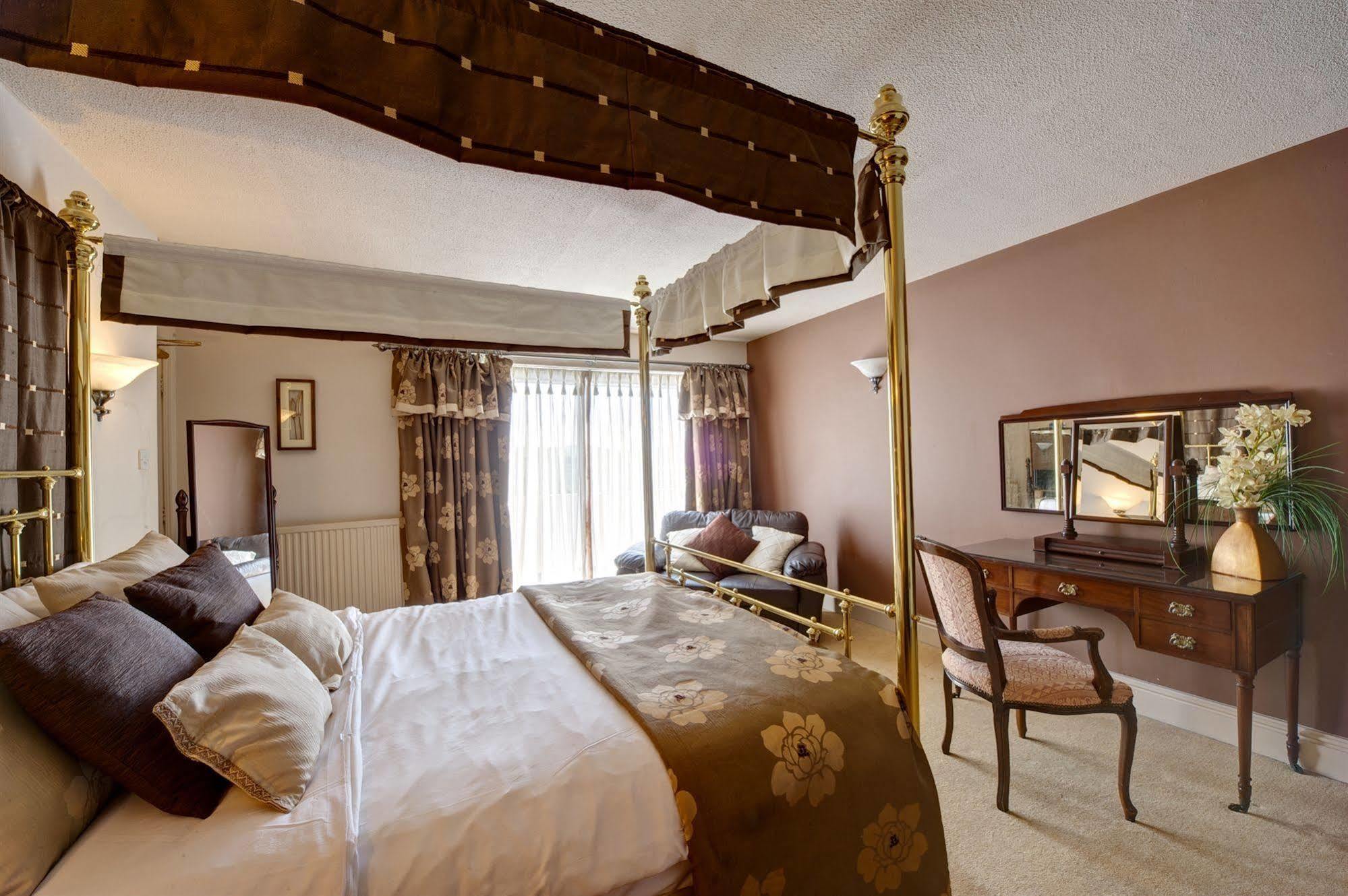 Hotel Clough Manor Denshaw Exteriér fotografie